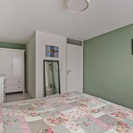 Apartment Chilig House